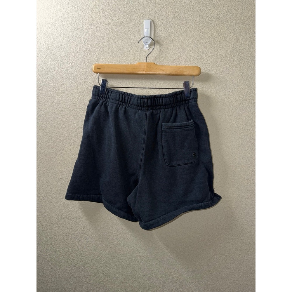 Women's Nike Shorts Size Small - Picture 3 of 4